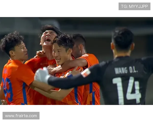 原海港深足康复师克雷顿加盟广州豹