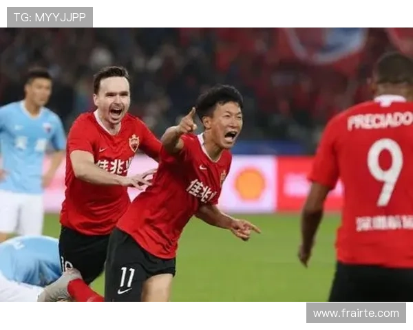 广岛点球胜冈山良破门红牌定局